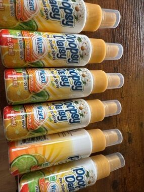 Six Wizard 6 Poopsy Daisy Pre-Toilet Spray Citrus scent